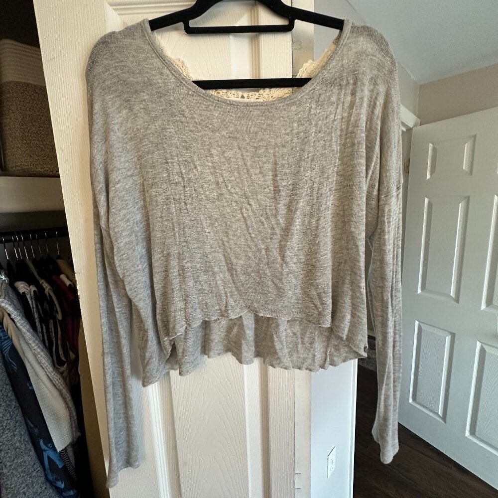 A&F Loose gray lacey V back shirt Size M